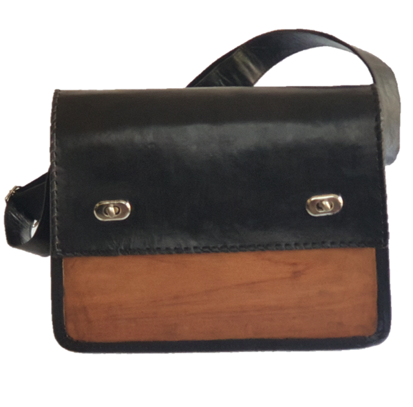 Malik Wood Front Messenger (SOLD in local galleries ONLY)