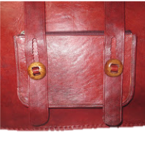 Malik Wood Button Messenger