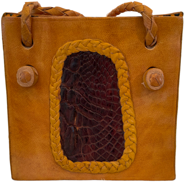 Kru Square Clutch (KUN SOLGT i lokale gallerier)