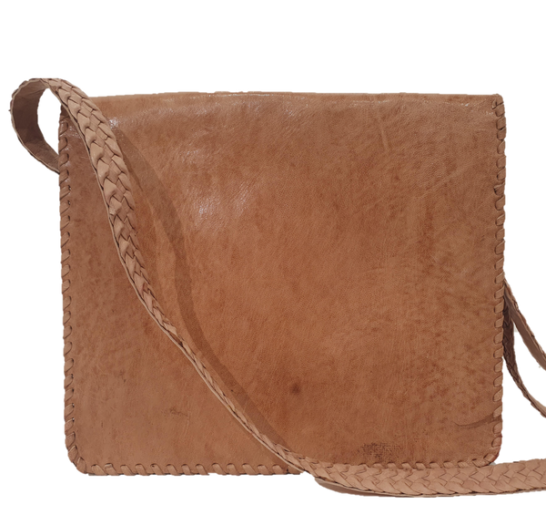 Bassa Twist Crossbody